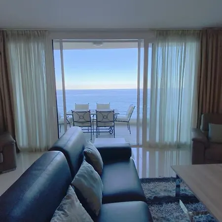Apartment Point Sea Front