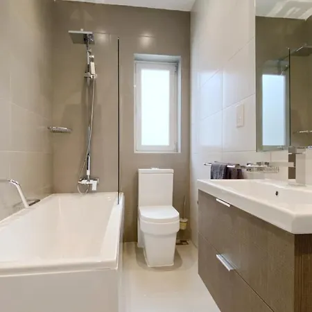 Apartment Point Sea Front