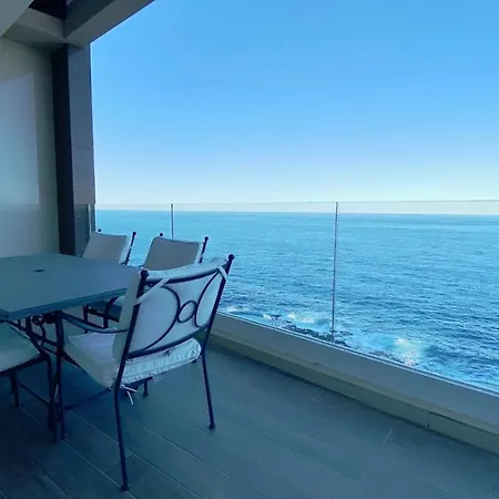 Point Sea Front Слима