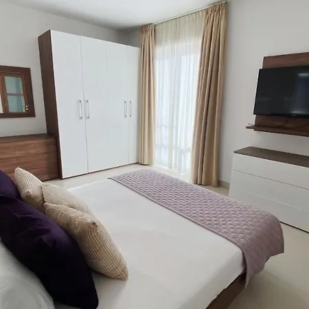 Point Sea Front Apartment
