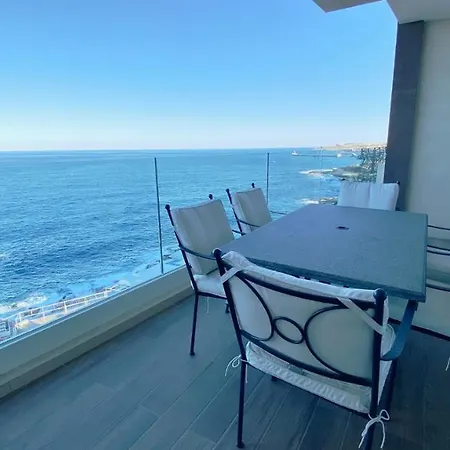 Let Me Host Malta Sea Front *