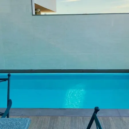 Point Sea Front Apartment Sliema