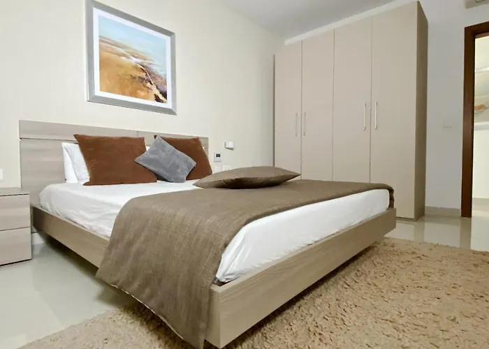 Let Me Host Malta Sea Front