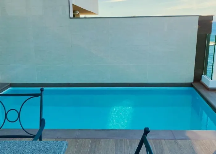 Let Me Host Malta Sea Front Hotel Sliema